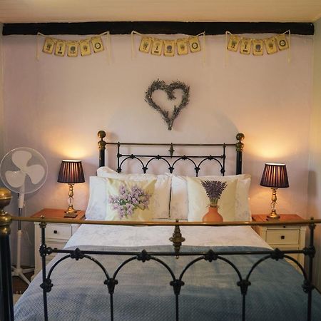 Michouat Chambre D'Hotes Vidou エクステリア 写真